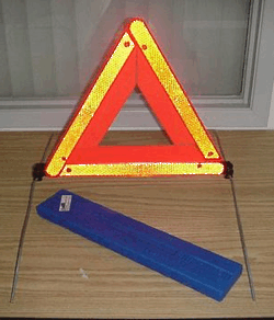 FORD 92NB19F524AA EMERGENCY ROAD SIDE TRIANGLE
